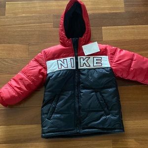 Nike jacket for kids. New!! Size 6